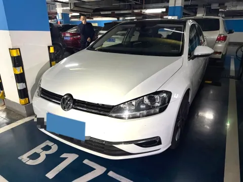 2020 VOLKSWAGEN GOLF,autocango,china used car exporter,china ev exporter,chinese used car exporter,chinese used ev exporter