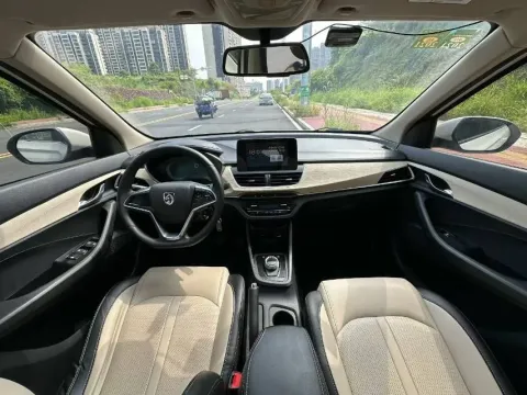 2018 BaoJun 530 1.5T 150HP L4 6MT