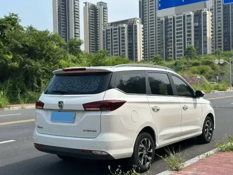 2018 BaoJun 530 1.5T 150HP L4 6MT