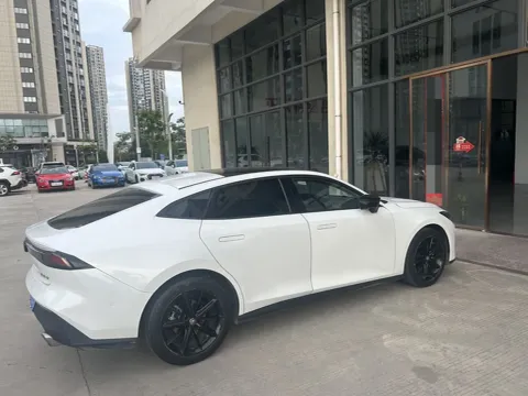 2022 ChangAn UNI-V 1.5T 188HP L4 7DCT