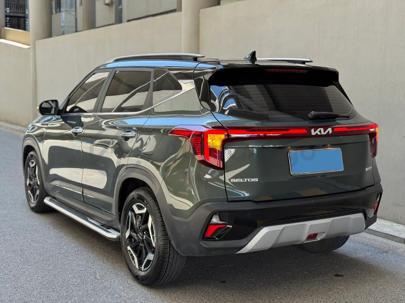 2023 Kia Seltos 1.5L 115HP L4 CVT,autocango,china used car exporter,china ev exporter,chinese used car exporter,chinese used ev exporter