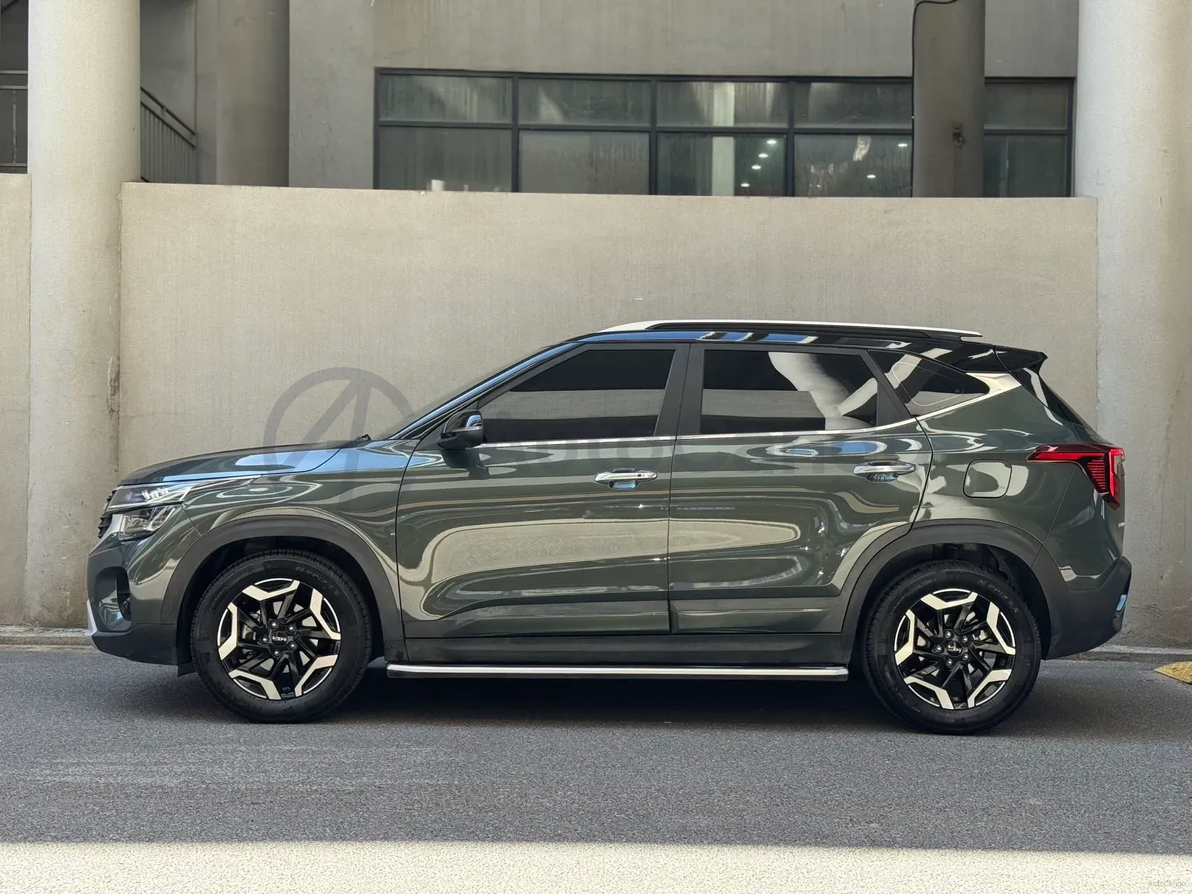 2023 Kia Seltos 1.5L 115HP L4 CVT,autocango,china used car exporter,china ev exporter,chinese used car exporter,chinese used ev exporter