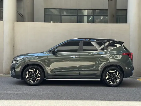 2023 Kia Seltos 1.5L 115HP L4 CVT