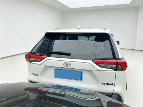 2023 Toyota RAV4 2.0L 171HP L4 CVT