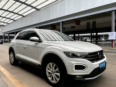 2021 Volkswagen T-Roc 1.4T 150HP L4 7DCT,autocango,china used car exporter,china ev exporter,chinese used car exporter,chinese used ev exporter