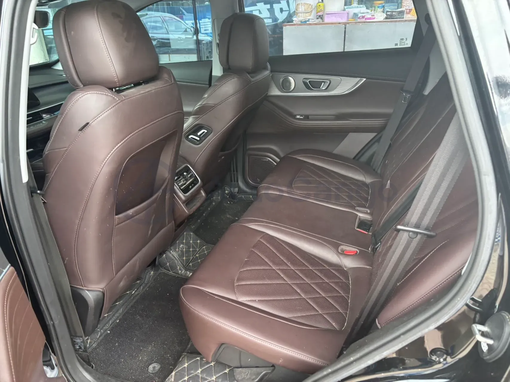 2024 Chery Tiggo 8 PRO 2.0T 254HP L4 7DCT,autocango,china used car exporter,china ev exporter,chinese used car exporter,chinese used ev exporter