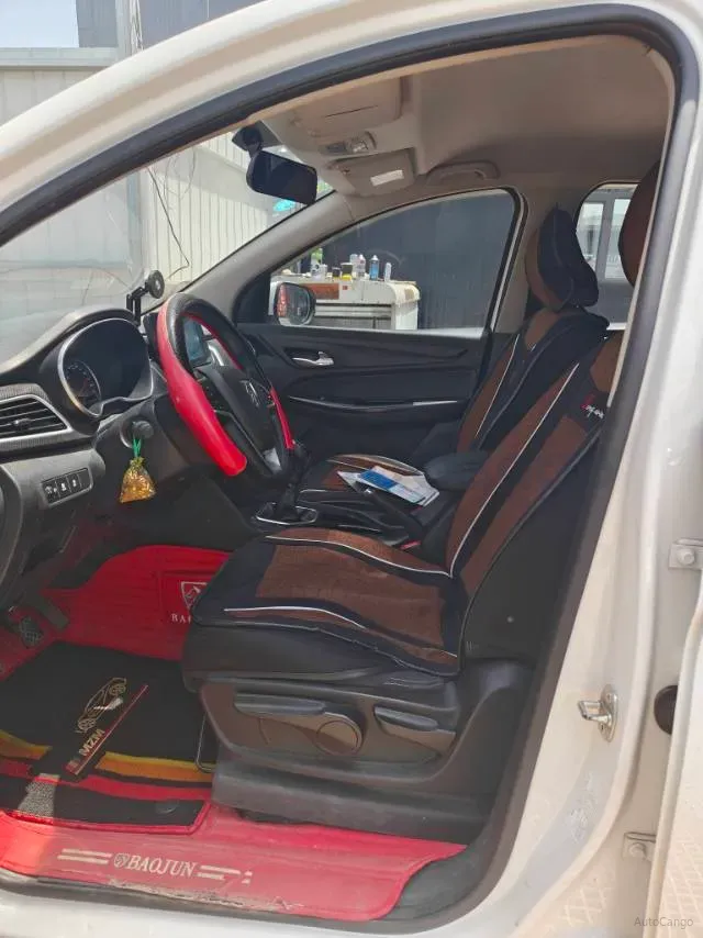 2019 BaoJun 730 1.5T 147HP L4 6MT,autocango,china used car exporter,china ev exporter,chinese used car exporter,chinese used ev exporter