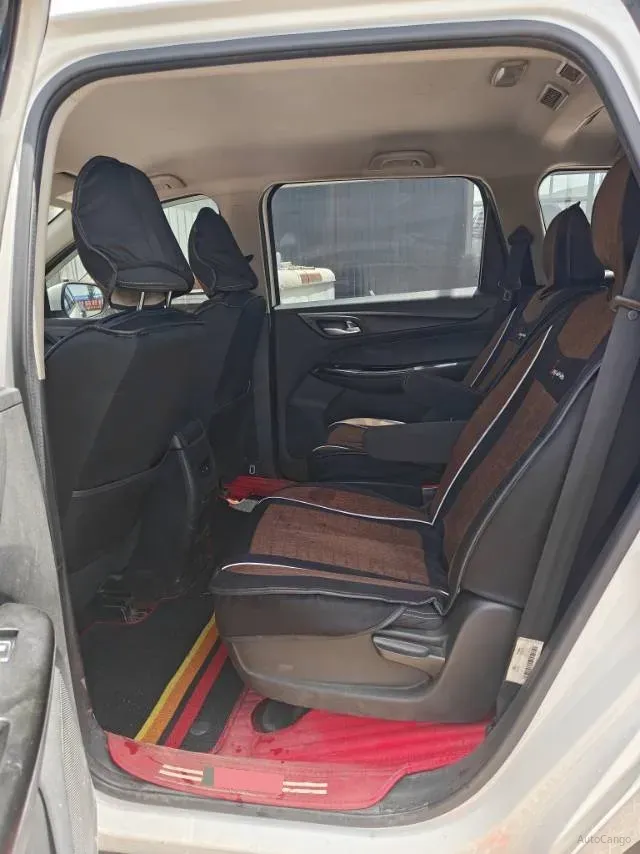 2019 BaoJun 730 1.5T 147HP L4 6MT,autocango,china used car exporter,china ev exporter,chinese used car exporter,chinese used ev exporter