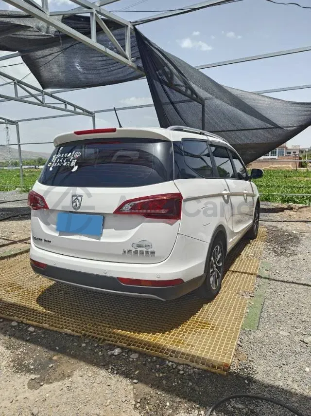 2019 BaoJun 730 1.5T 147HP L4 6MT,autocango,china used car exporter,china ev exporter,chinese used car exporter,chinese used ev exporter