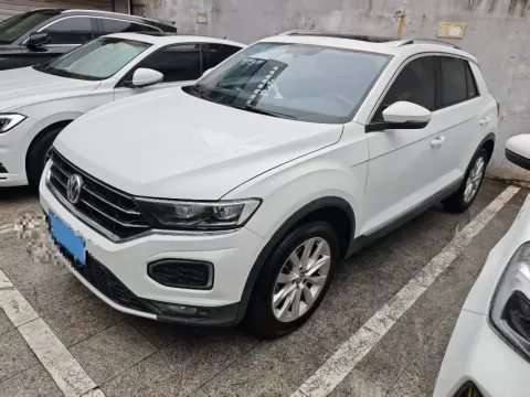 2020 VOLKSWAGEN T-ROC,autocango,china used car exporter,china ev exporter,chinese used car exporter,chinese used ev exporter
