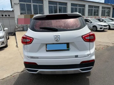 2017 BaoJun 510 1.5L 112HP L4 6MT