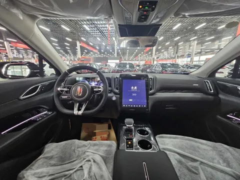 2025 HongQi HS3 1.5T 150HP L4 1DHT PHEV