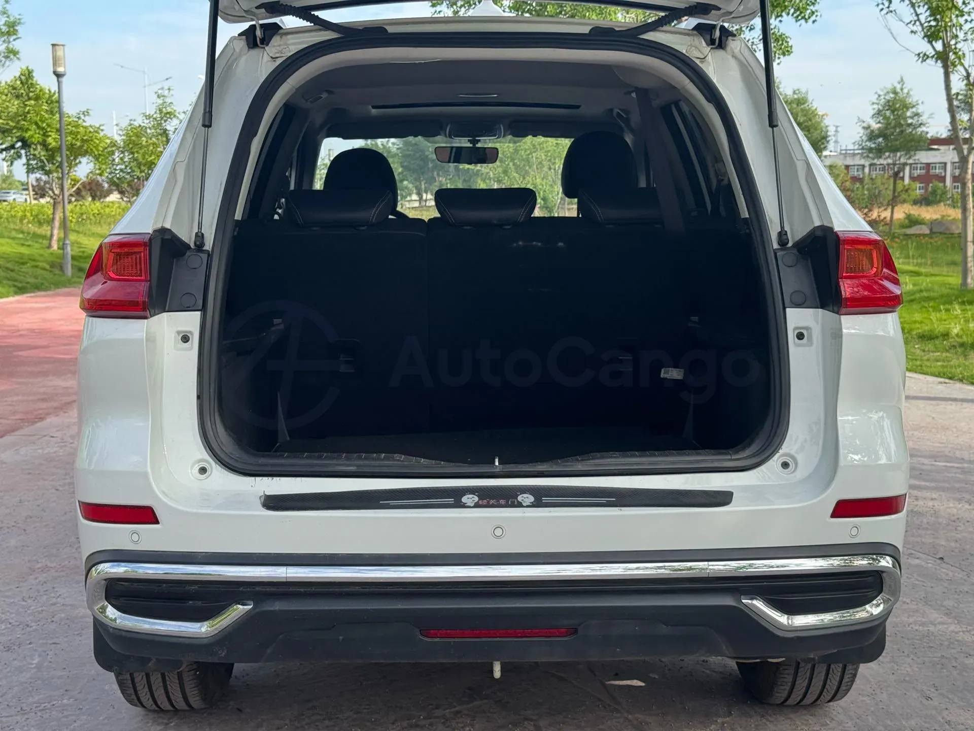 2023 Haval M6 1.5T 150HP L4 7DCT,autocango,china used car exporter,china ev exporter,chinese used car exporter,chinese used ev exporter