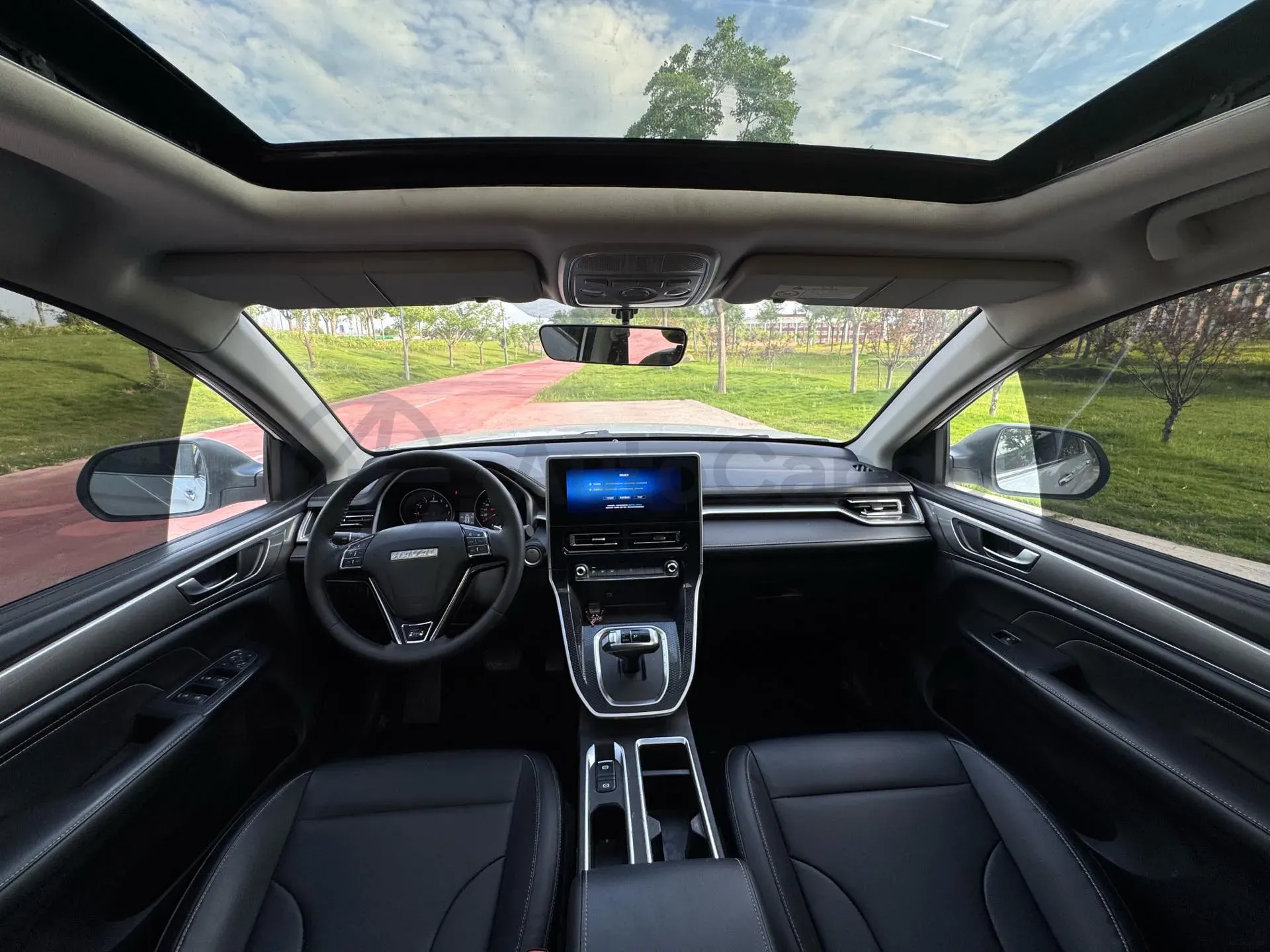 2023 Haval M6 1.5T 150HP L4 7DCT,autocango,china used car exporter,china ev exporter,chinese used car exporter,chinese used ev exporter