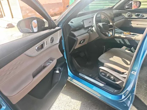 2025 Chery Tiggo8 PLUS C-DM 1.5T 156HP L4 1DHT PHEV,autocango,china used car exporter,china ev exporter,chinese used car exporter,chinese used ev exporter