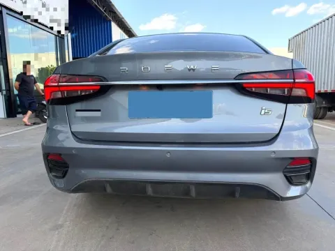 2021 Roewe i5 1.5L 120HP L4 5MT