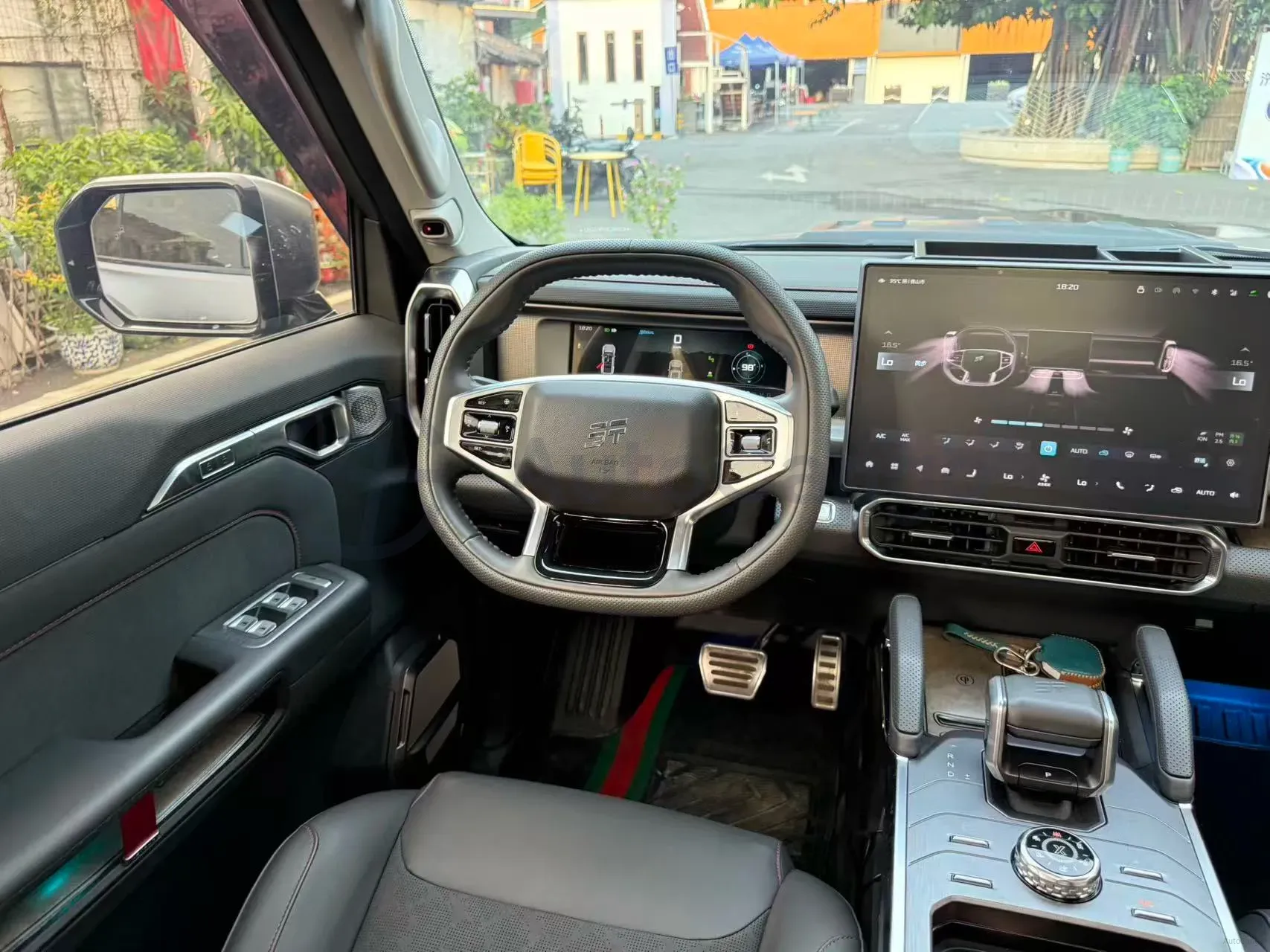 2023 Jetour Traveller 2.0T 254HP L4 7DCT,autocango,china used car exporter,china ev exporter,chinese used car exporter,chinese used ev exporter