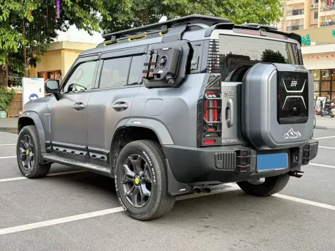 2023 Jetour Traveller 2.0T 254HP L4 7DCT