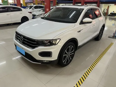 2021 VOLKSWAGEN T-ROC,autocango,china used car exporter,china ev exporter,chinese used car exporter,chinese used ev exporter