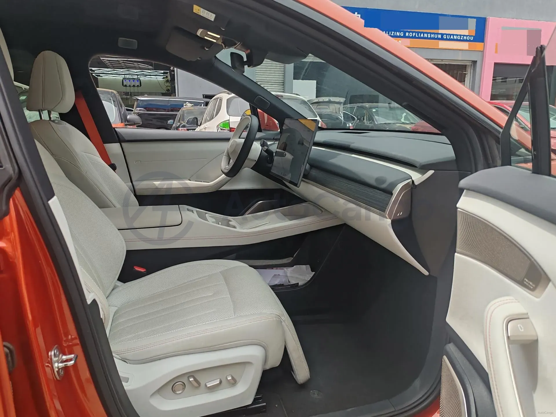 2024 ONVO L60 BEV 60KWH,autocango,china used car exporter,china ev exporter,chinese used car exporter,chinese used ev exporter