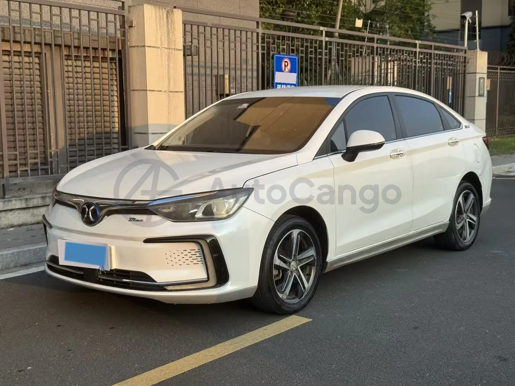 2018 BeiJing Auto EU5 BEV 53.66KWH,autocango,china used car exporter,china ev exporter,chinese used car exporter,chinese used ev exporter
