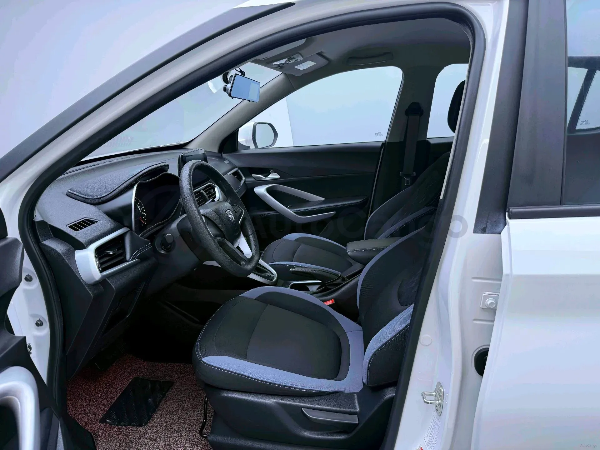 2021 BaoJun 510 1.5L 99HP L4 CVT,autocango,china used car exporter,china ev exporter,chinese used car exporter,chinese used ev exporter