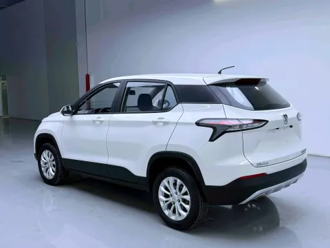 2021 BaoJun 510 1.5L 99HP L4 CVT