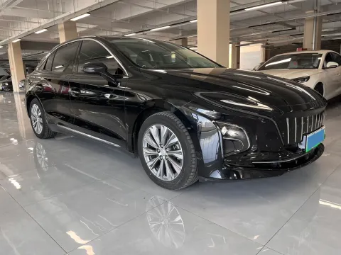 2024 HongQi E-QM5 BEV 72KWH