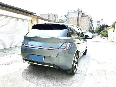 2023 BaoJun Cloud BEV 50.6KWH