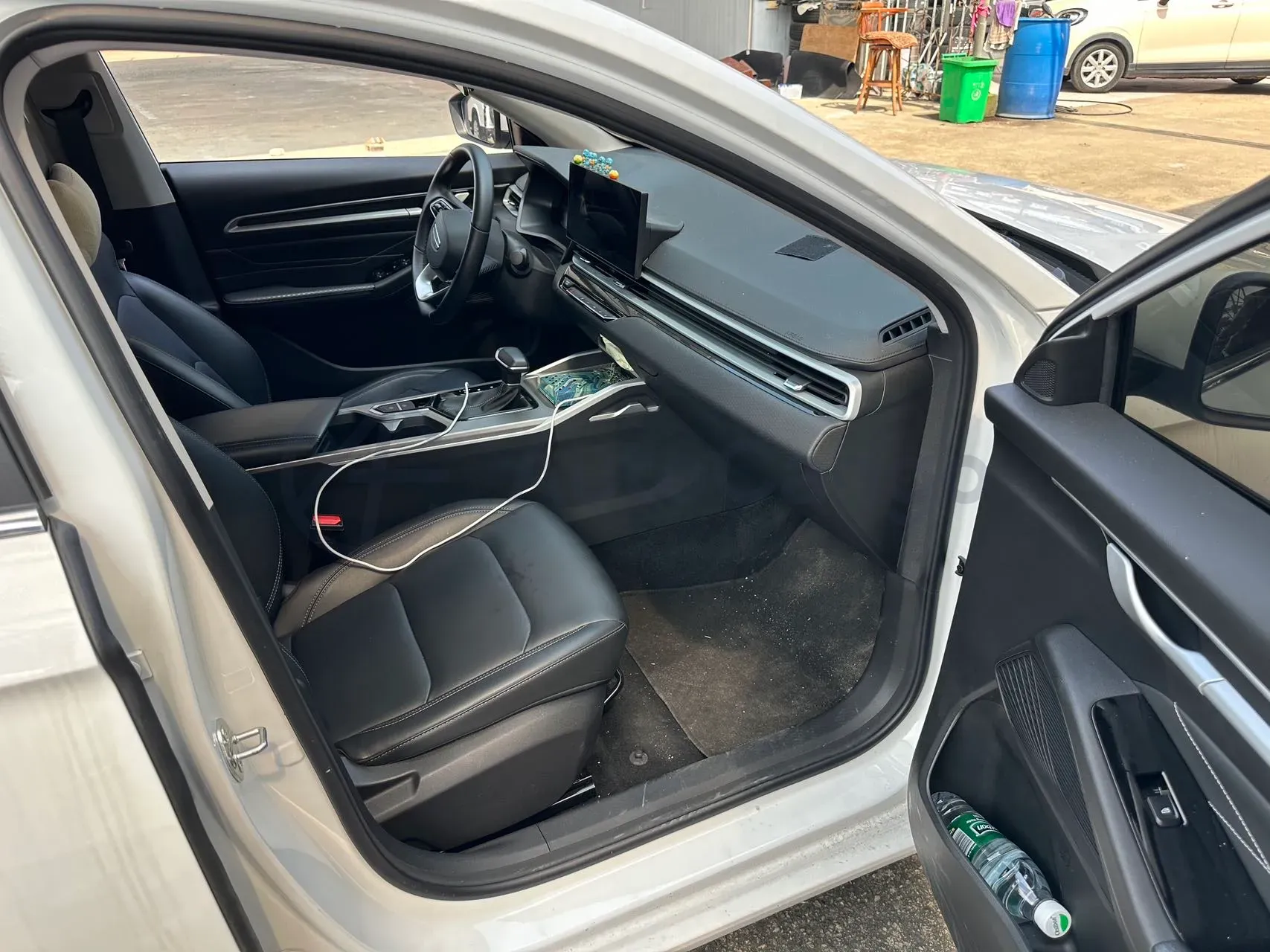 2025 Geely Emgrand 1.5L 127HP L4 CVT,autocango,china used car exporter,china ev exporter,chinese used car exporter,chinese used ev exporter