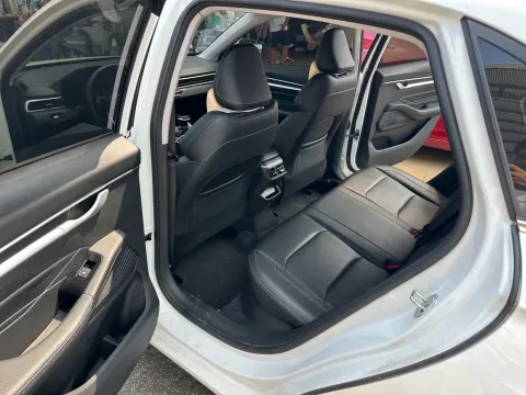 2025 Geely Emgrand 1.5L 127HP L4 CVT