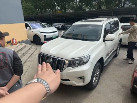 2019 TOYOTA LAND CRUISER PRADO,autocango,china used car exporter,china ev exporter,chinese used car exporter,chinese used ev exporter