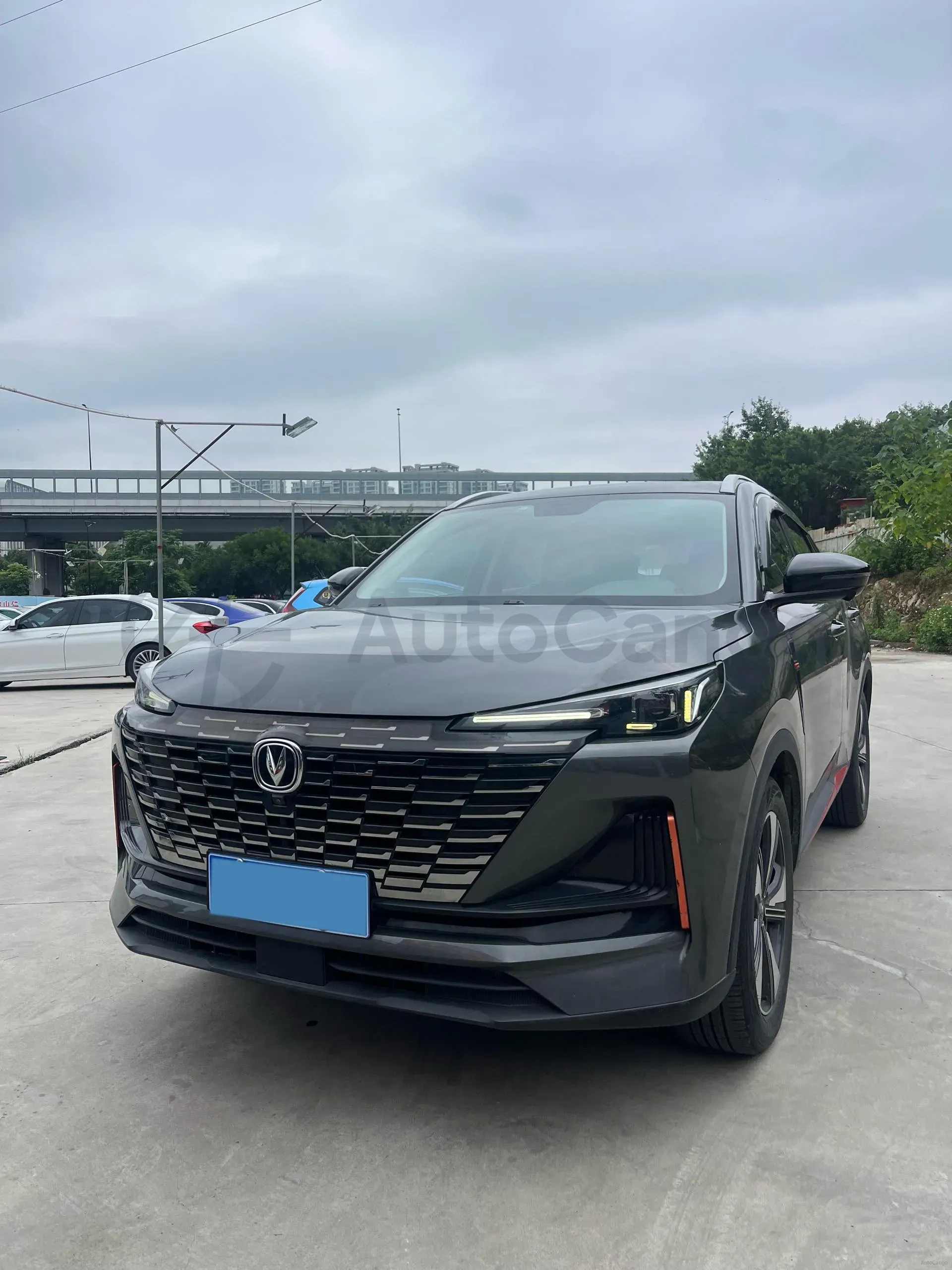 2022 ChangAn Oshan X7 Plus 1.5T 188HP L4 7DCT,autocango,china used car exporter,china ev exporter,chinese used car exporter,chinese used ev exporter