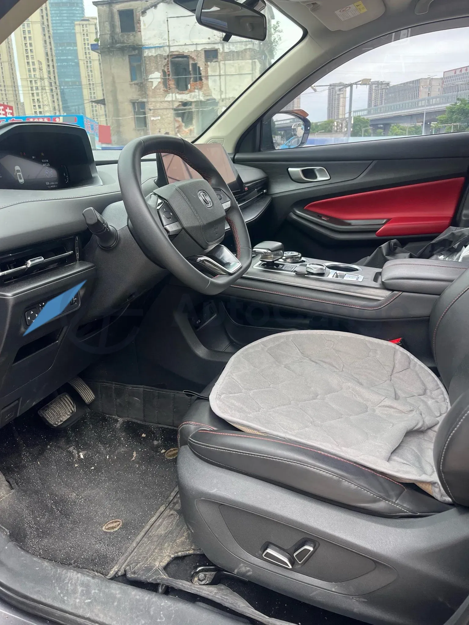 2022 ChangAn Oshan X7 Plus 1.5T 188HP L4 7DCT,autocango,china used car exporter,china ev exporter,chinese used car exporter,chinese used ev exporter