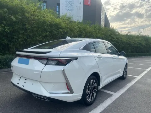 2021 DongFeng Aeolus YiXuan 1.5T 150HP L4 6DCT