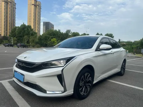 2021 DONGFENG AEOLUS YIXUAN,autocango,china used car exporter,china ev exporter,chinese used car exporter,chinese used ev exporter