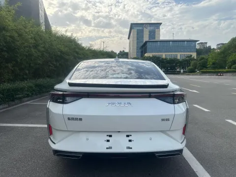 2021 DongFeng Aeolus YiXuan 1.5T 150HP L4 6DCT