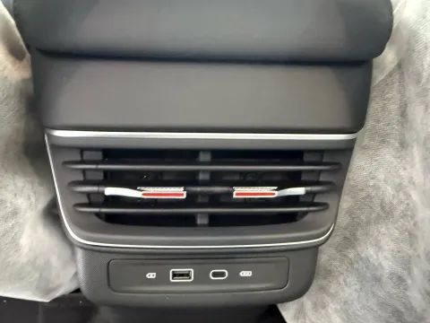 2025 HongQi HS3 1.5T 150HP L4 1DHT PHEV