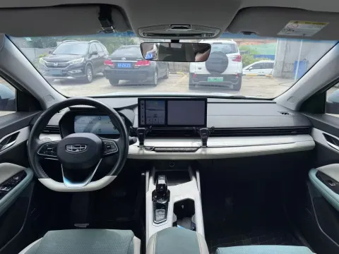 2022 Geely Emgrand L HiP 1.5T 181HP L4 3DHT PHEV 15.5KWH