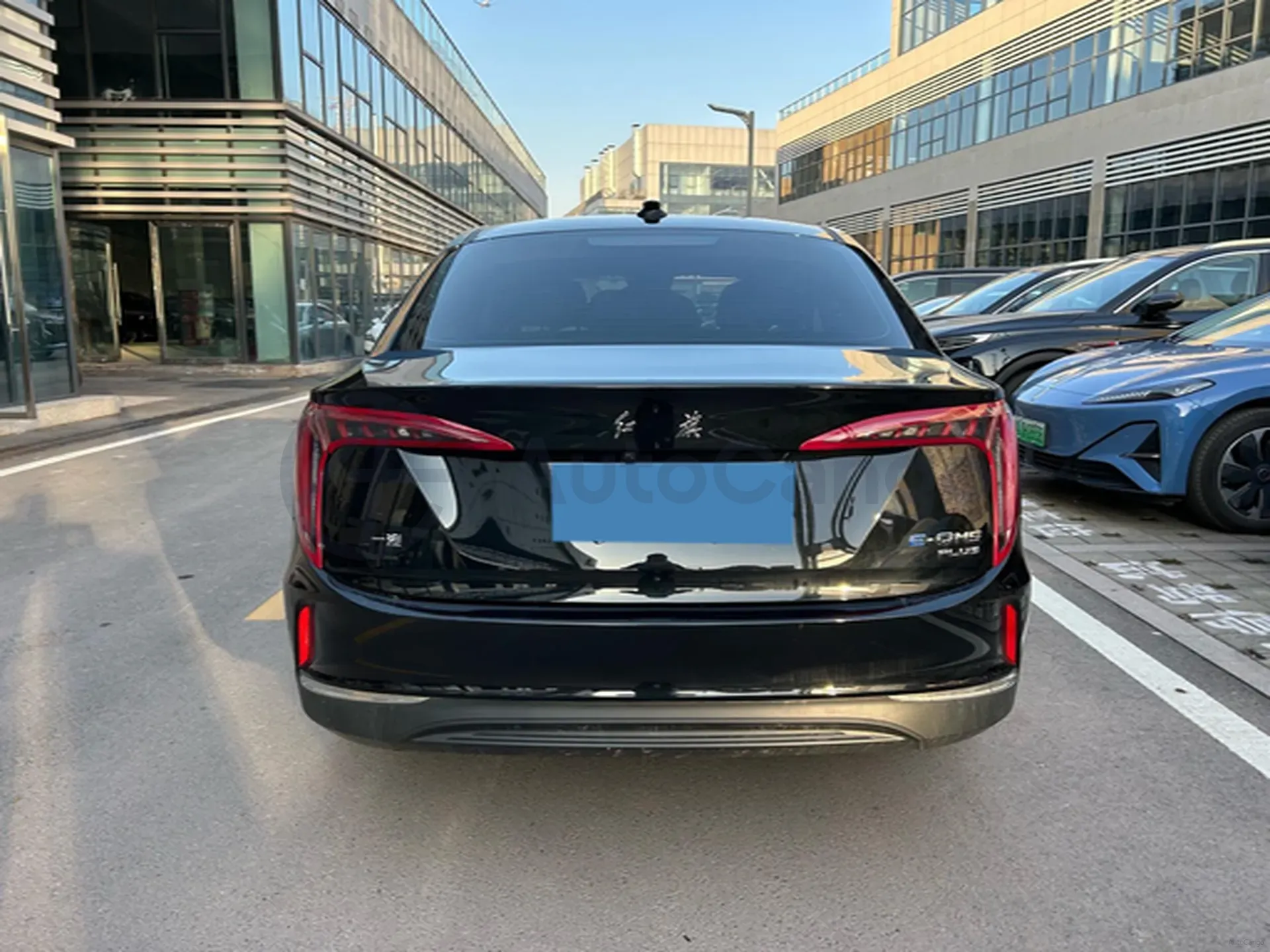 2024 HongQi E-QM5 BEV 60KWH,autocango,china used car exporter,china ev exporter,chinese used car exporter,chinese used ev exporter