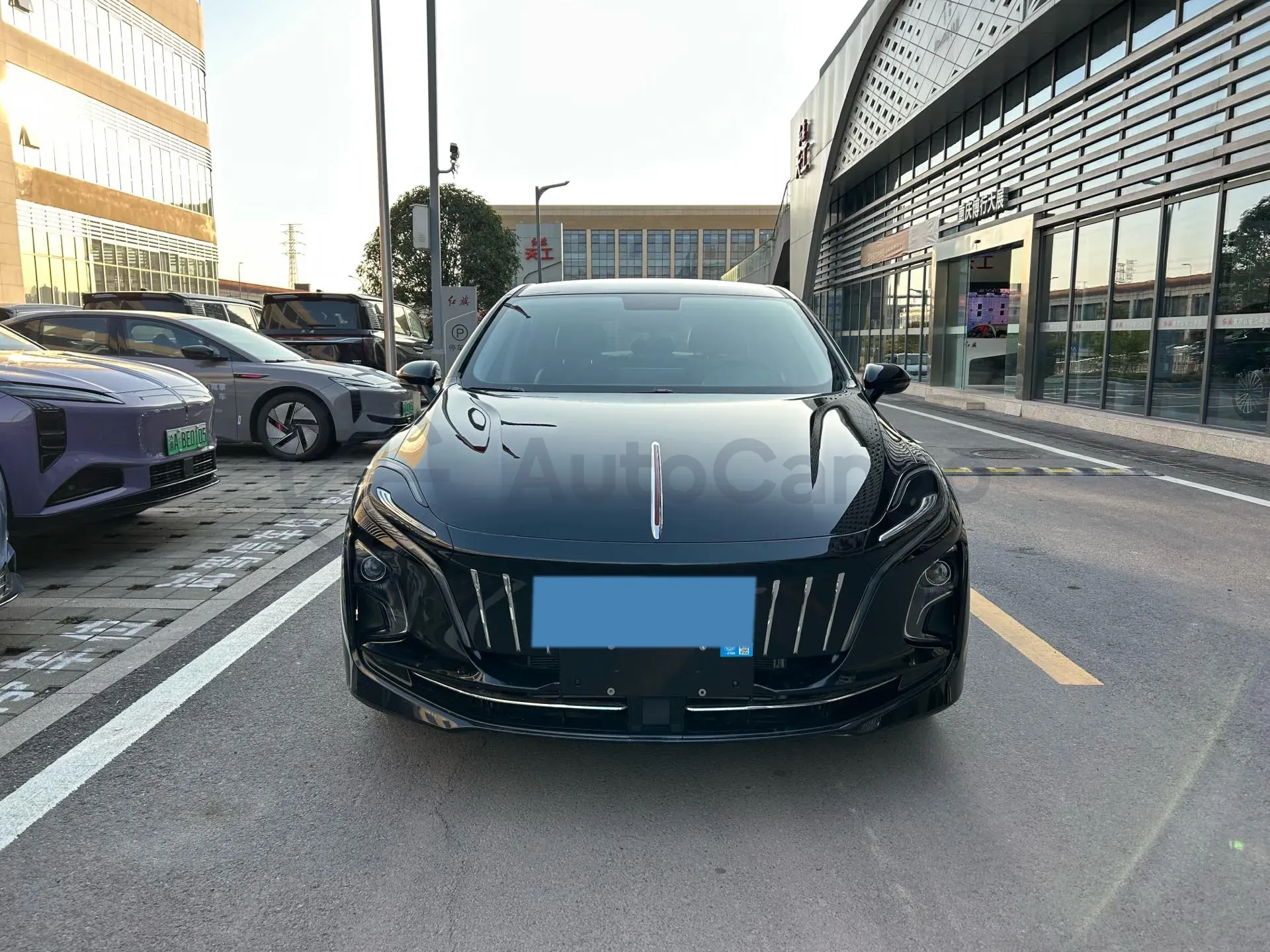 2024 HongQi E-QM5 BEV 60KWH,autocango,china used car exporter,china ev exporter,chinese used car exporter,chinese used ev exporter