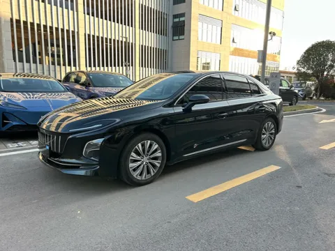 2024 HONGQI E-QM5,autocango,china used car exporter,china ev exporter,chinese used car exporter,chinese used ev exporter