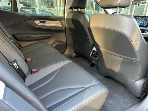 2024 HongQi E-QM5 BEV 60KWH