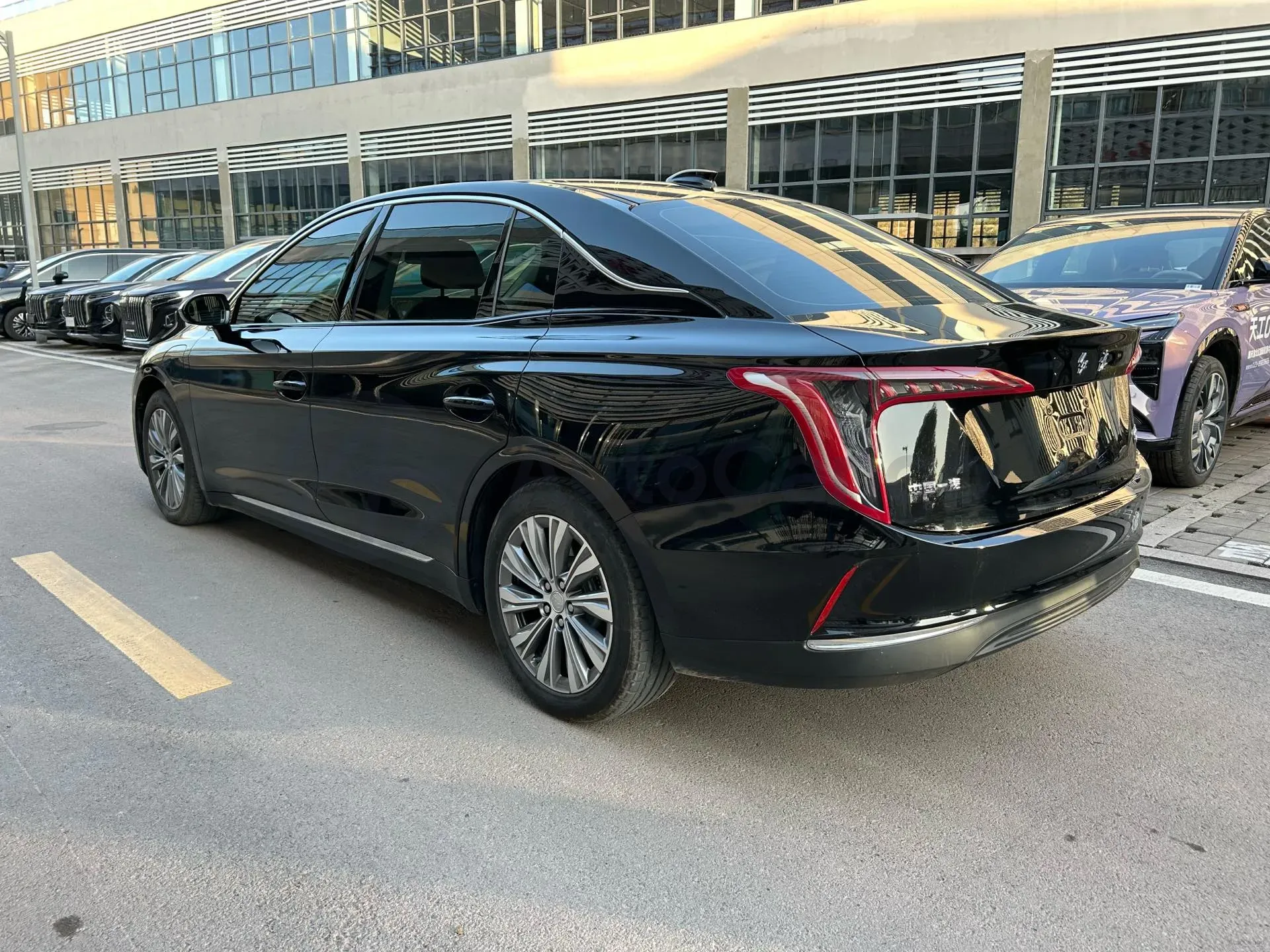 2024 HongQi E-QM5 BEV 60KWH,autocango,china used car exporter,china ev exporter,chinese used car exporter,chinese used ev exporter