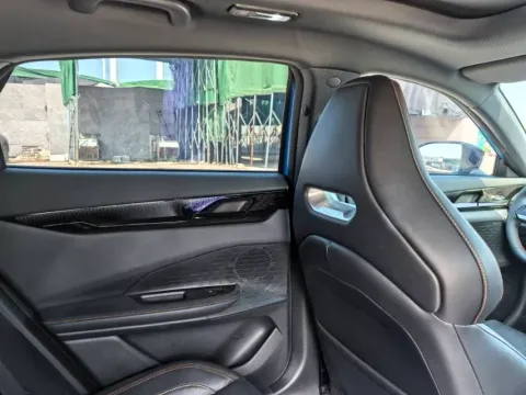 2022 ChangAn UNI-V 2.0T 233HP L4 8AT