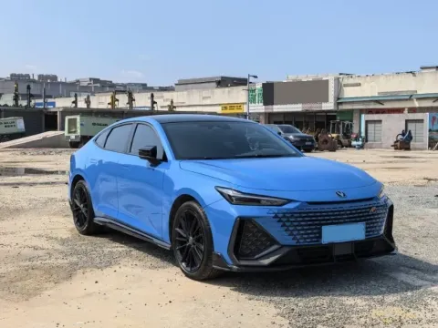 2022 ChangAn UNI-V 2.0T 233HP L4 8AT