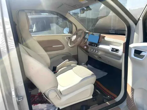 2024 WuLing HongGuang MINI EV BEV 17.3KWH,autocango,china used car exporter,china ev exporter,chinese used car exporter,chinese used ev exporter