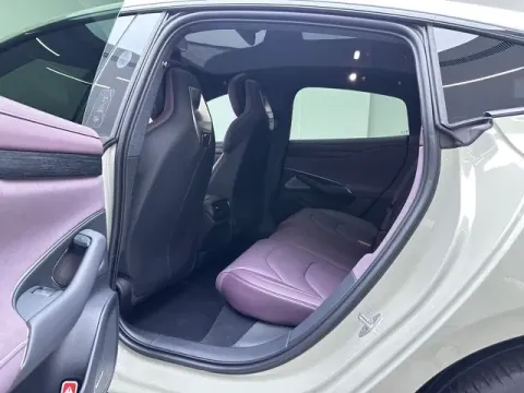 2024 MI SU7 BEV 94.3KWH