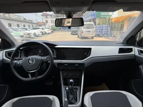 2021 DongFeng Aeolus AX7 1.6T 170HP L4 6AT,autocango,china used car exporter,china ev exporter,chinese used car exporter,chinese used ev exporter