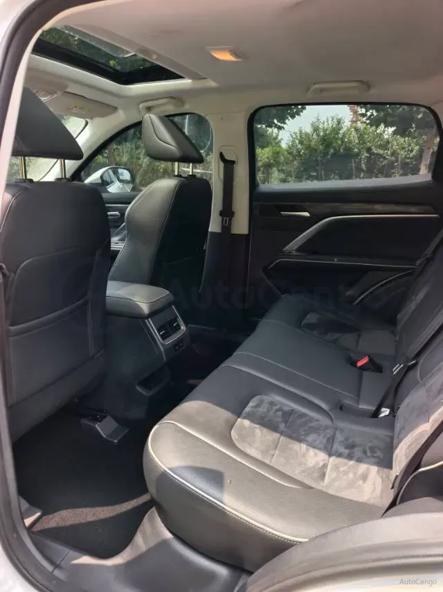2025 Haval H6 1.5T 150HP L4 7DCT,autocango,china used car exporter,china ev exporter,chinese used car exporter,chinese used ev exporter